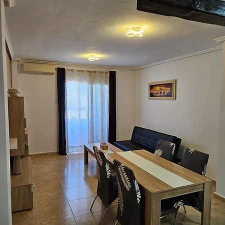 Piso Monika Apartment Torrevieja Exterior photo